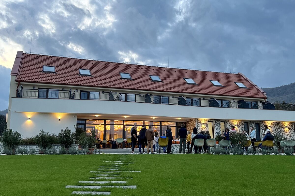 Hotel Kőporos Hercegkút