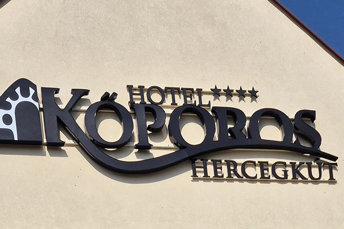 Hotel Kőporos Hercegkút
