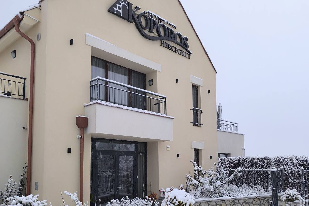 páros szállás hercegkút